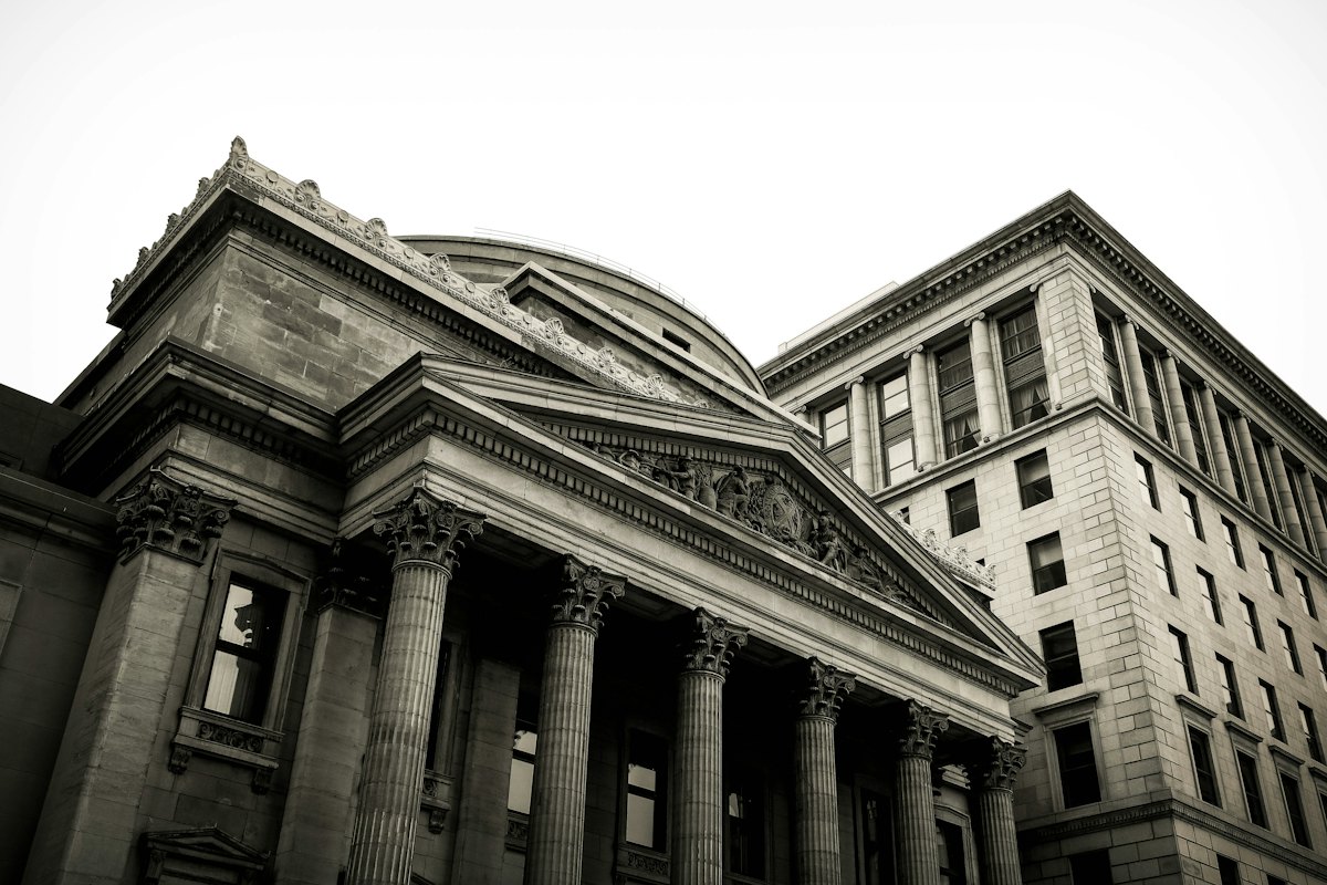 Bank building — account freeze by cyber cell India